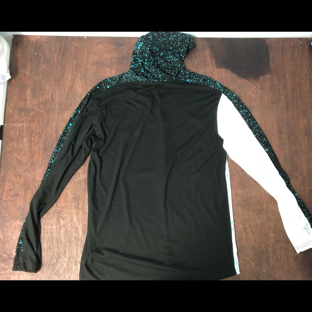 Sz Large chief Head sweater