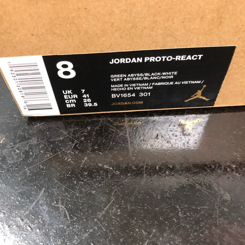 Jordan proto react sz 8