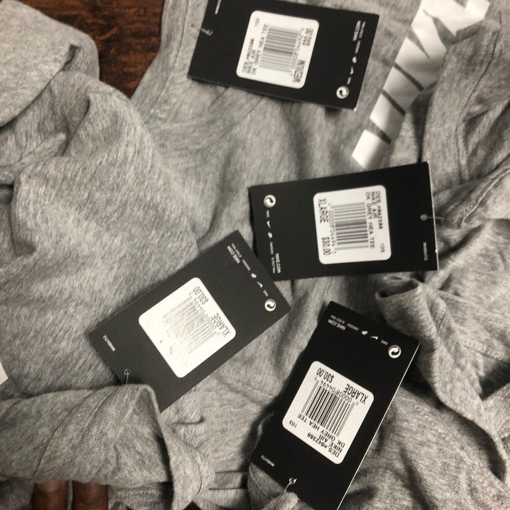 Nike air tee sz Various