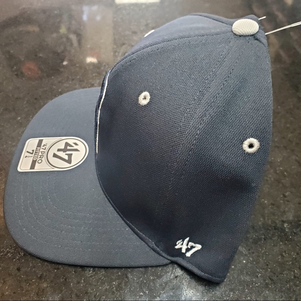 Sz 7 1/4 navy fitted cap