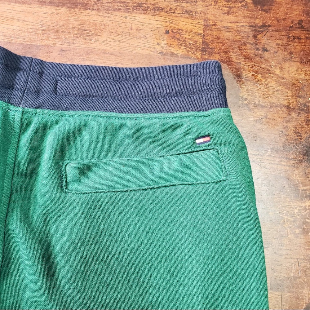 Sz Various Tommy Hilfiger cotton shorts