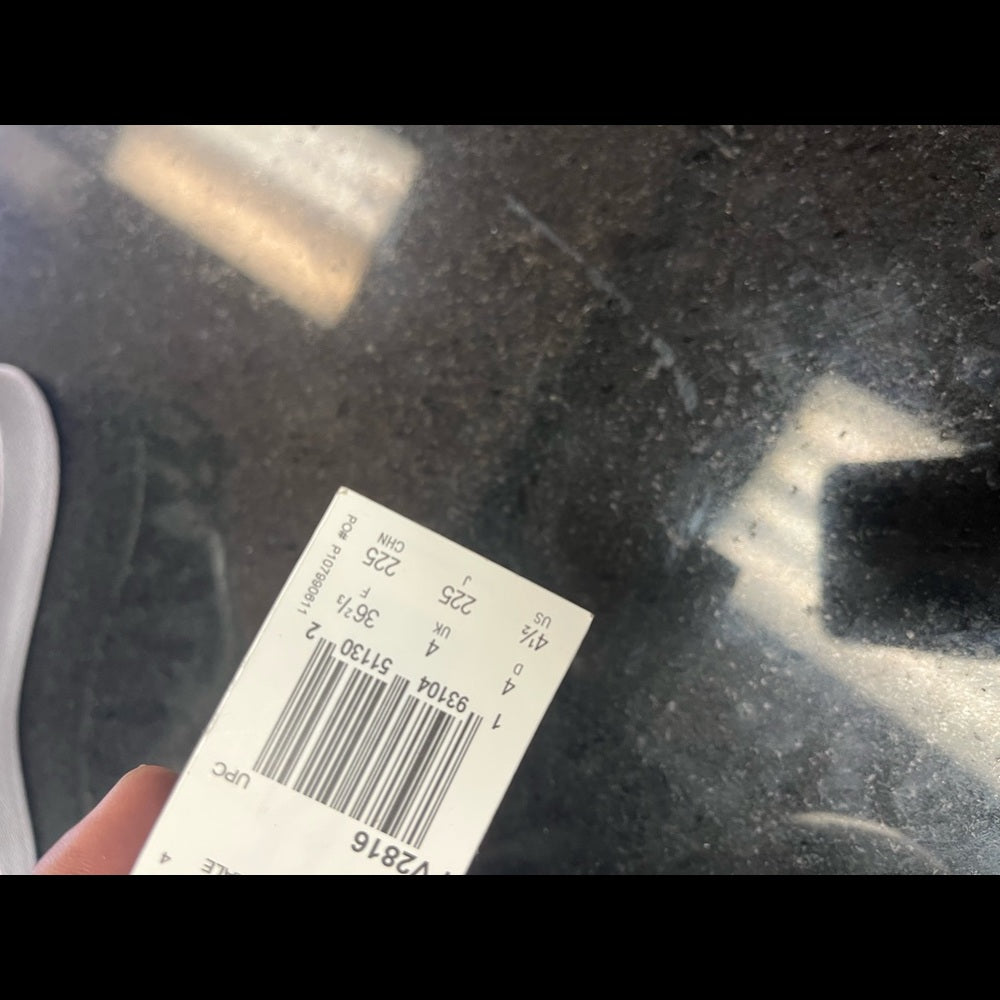 Adidas classic lows sz 4.5y