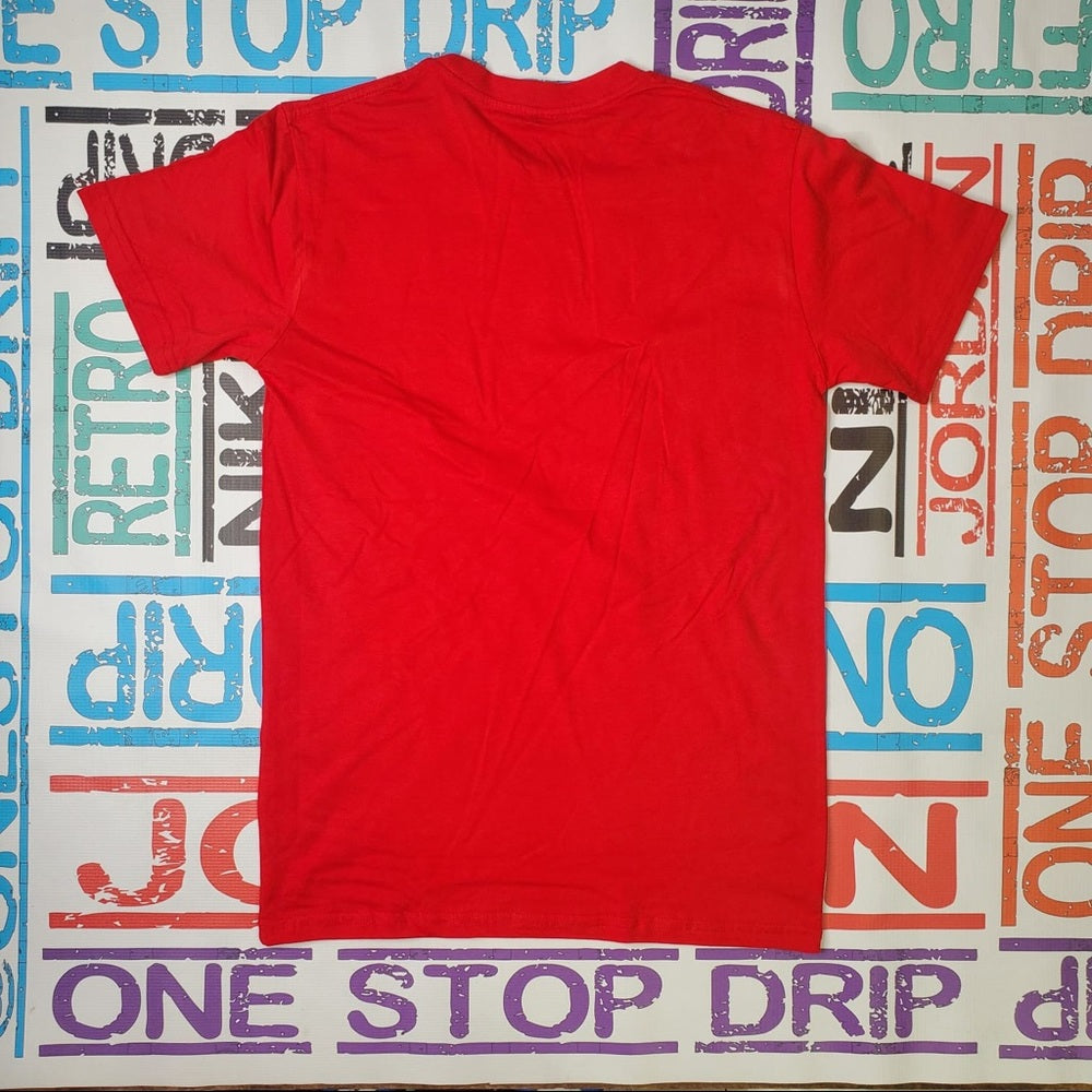 Love graphic tee Sz Various