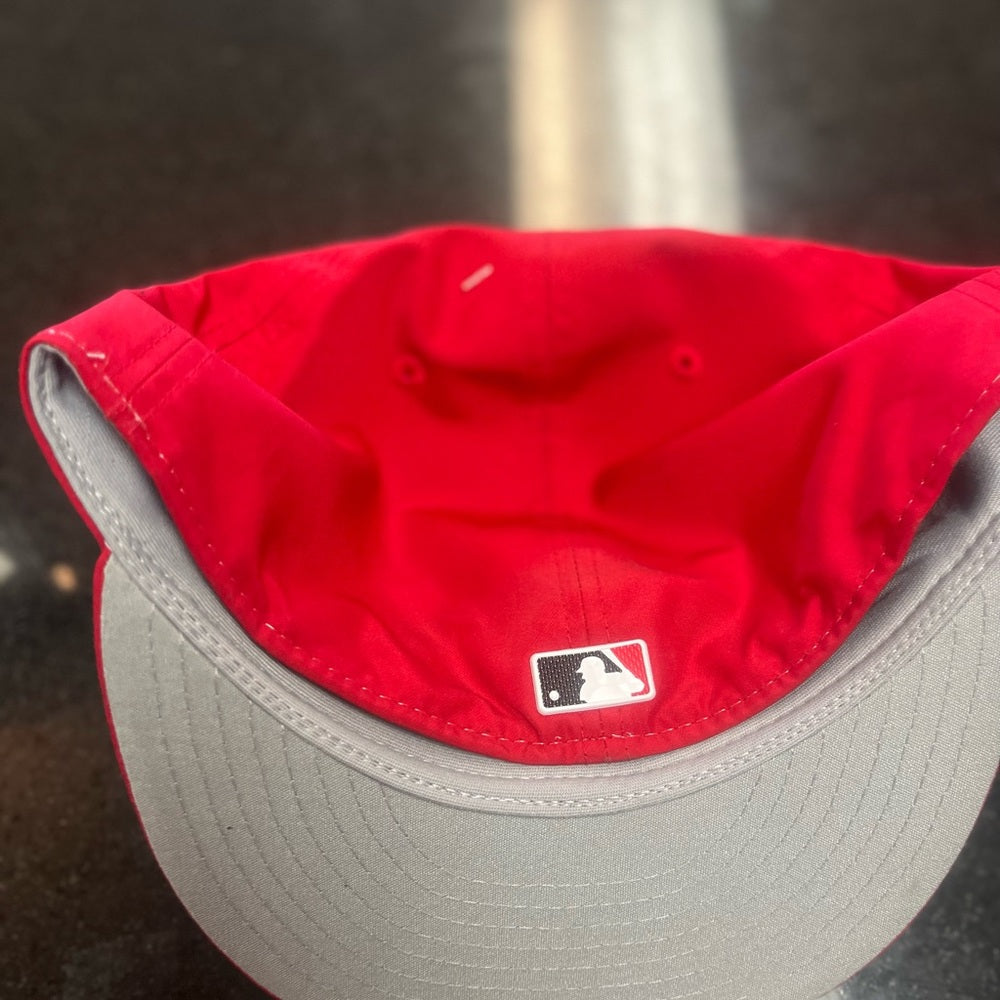 Cincinnati Reds New Era 59Fifty
Sz 8 black & red