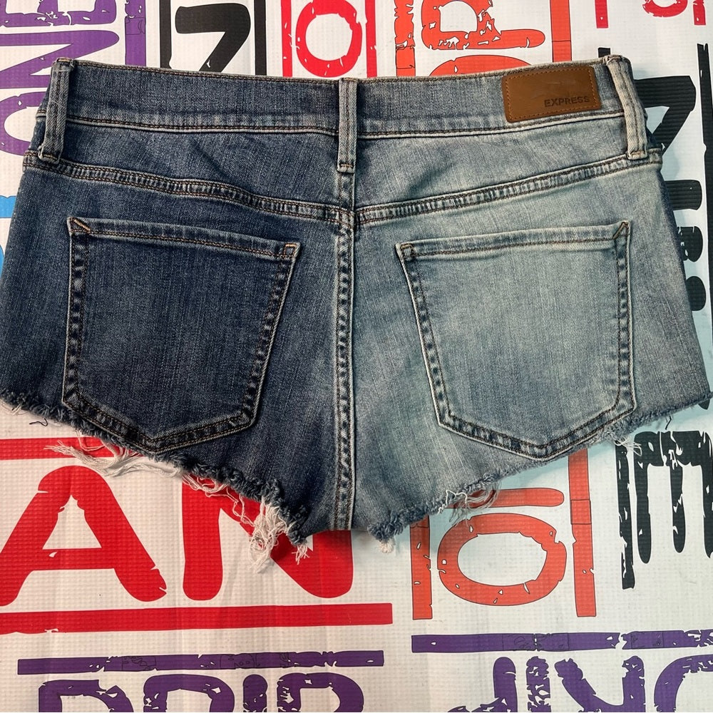 Custom women express shorts Sz 8