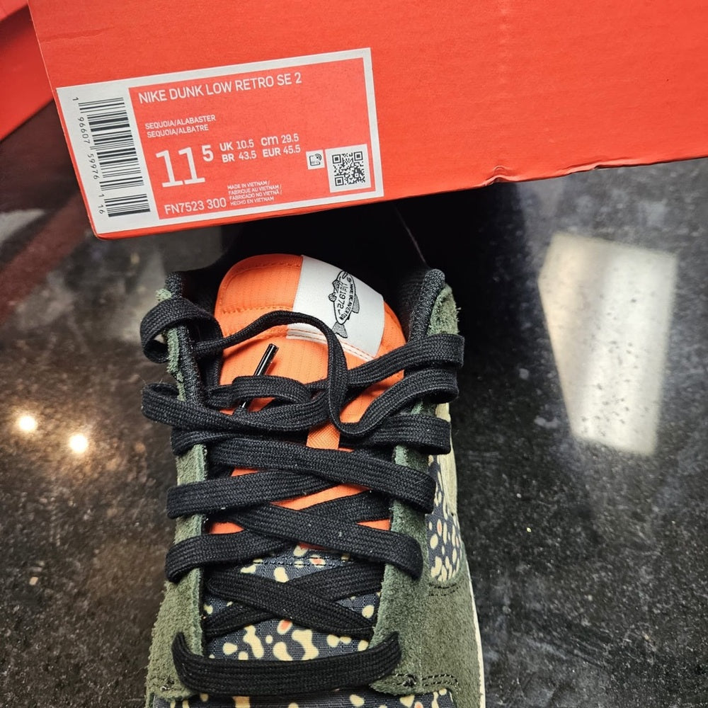 Sz various Nike Dunk Low Rainbow Trout FN7523-300 Men's