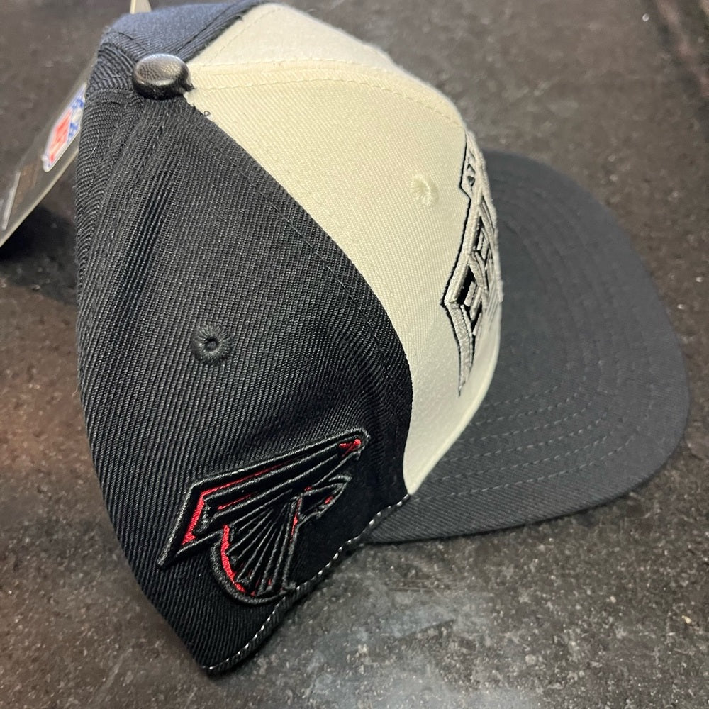 Atlanta falcons SnapBack one size fits all