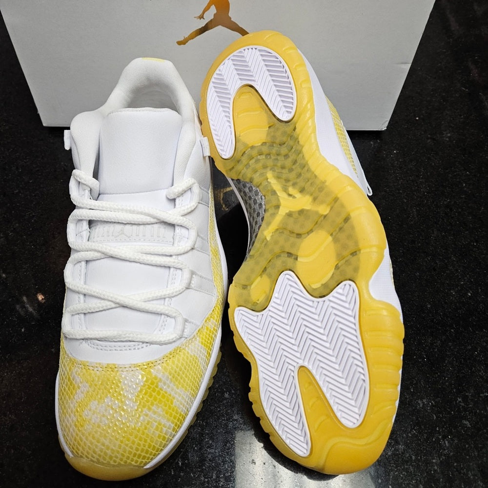 Sz various Wmns Air Jordan 11 Low 'Yellow Snakeskin'