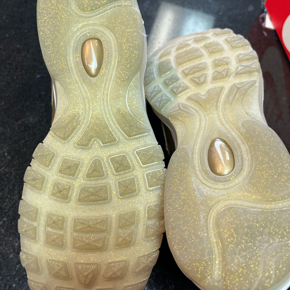 Unisex Air Max 97 LX Casual Sneakers sz 9.5 m sz 11 w