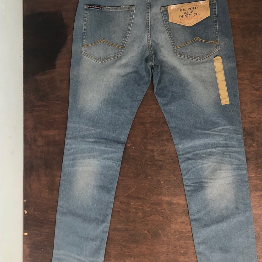 - Polo Assassin Denim Jeans Sz 32x32