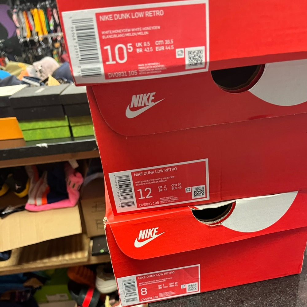 Sz Various Dunk Low "Hyper Royal" sneakers