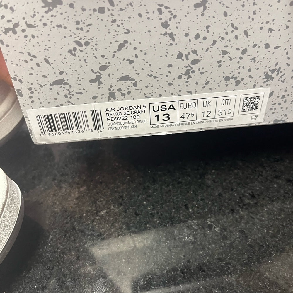 Air Jordan’s Retro 5s Crafts sz 13 style# FD9222 180