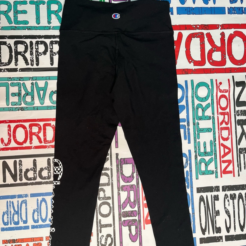 Sz large champion women’s leggings black
