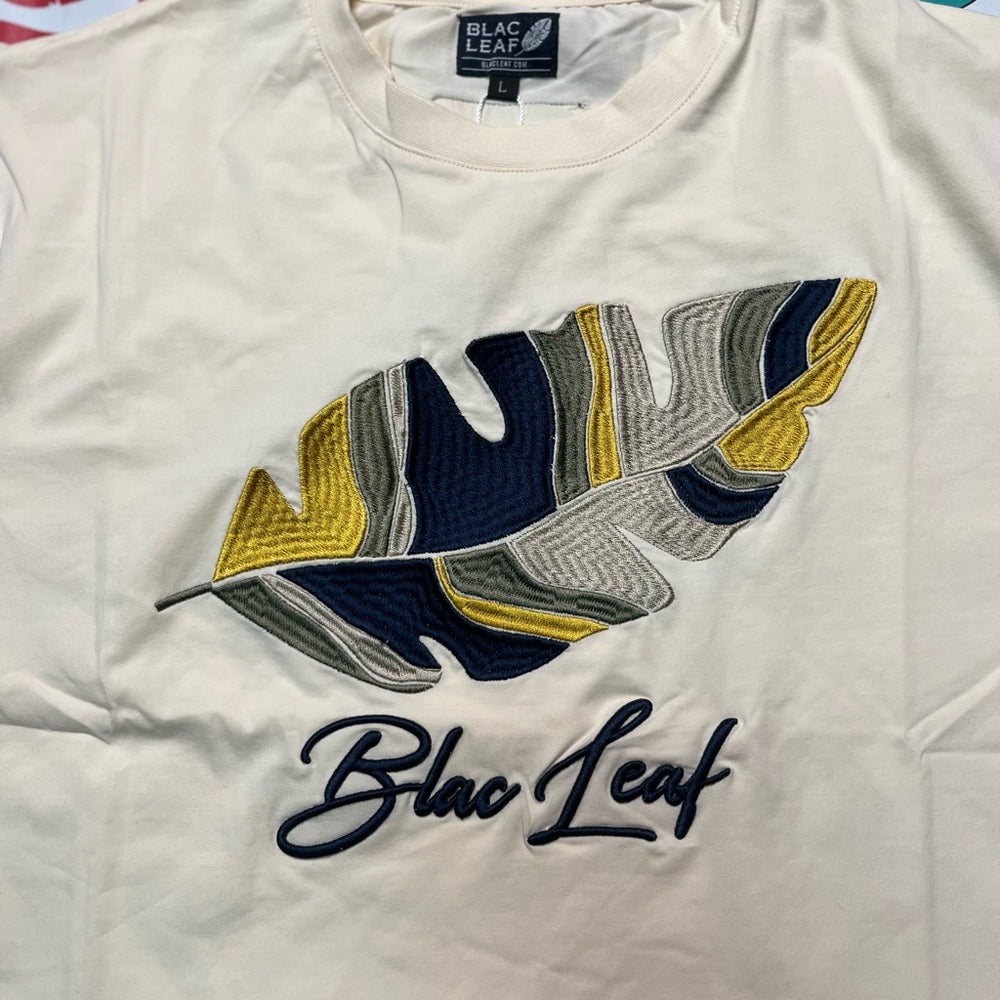 Black leaf logo tee Sz various