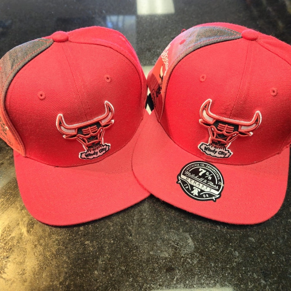 Sz 7 5/8 fitted Chicago Bulls Red cap