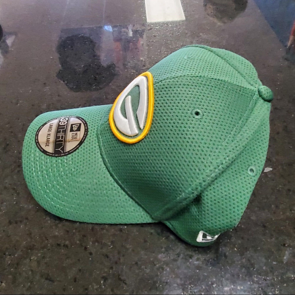 Green. BAY FLEX CAP SZ L/Xl