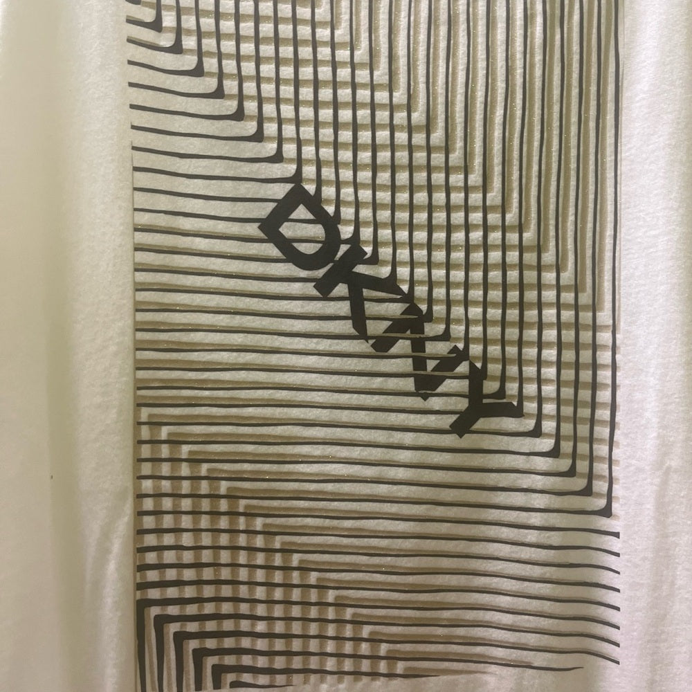 Dkny rhyme stone tee sz medium