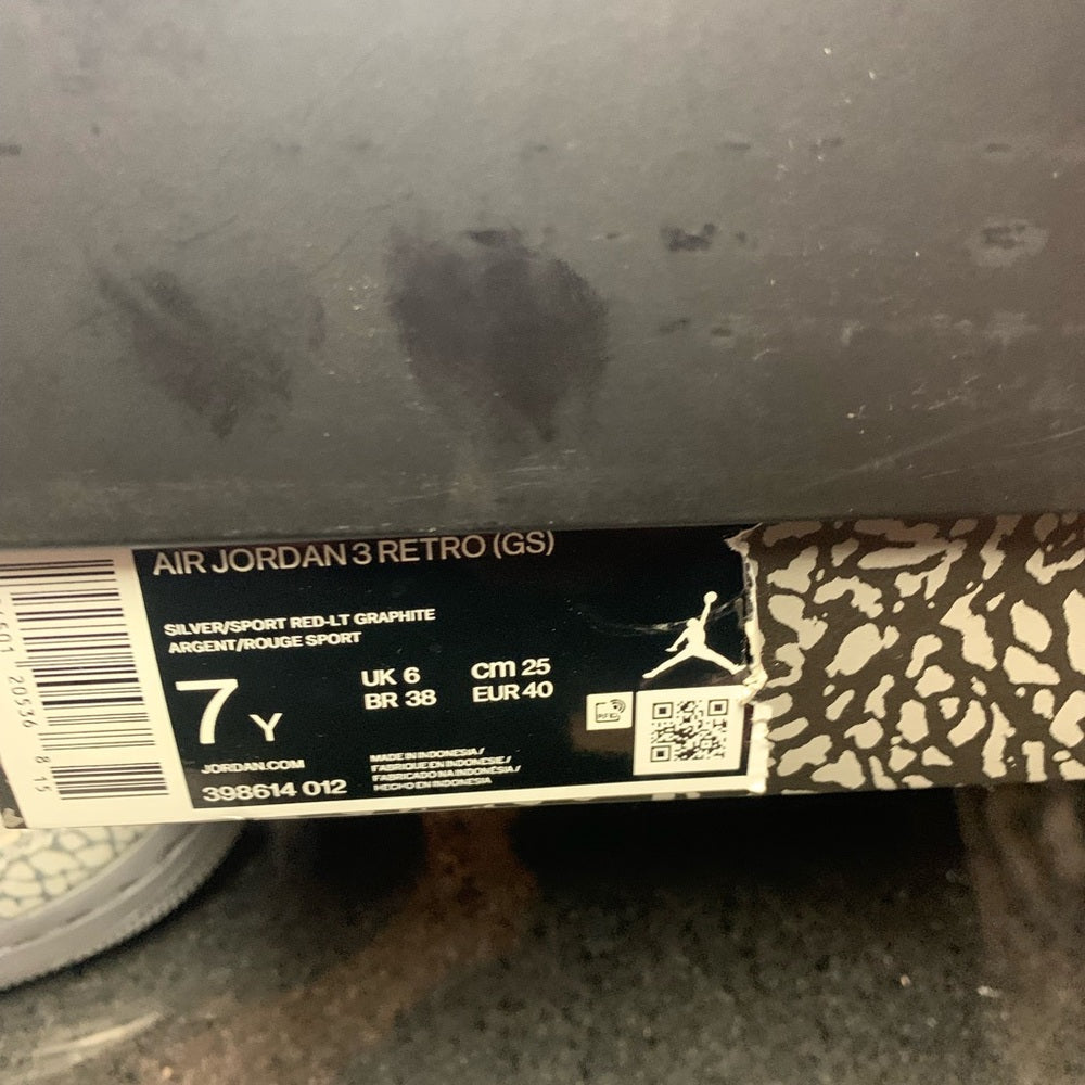 Jordan Retro 3s Sz 7 Kids' Gray Sneakers