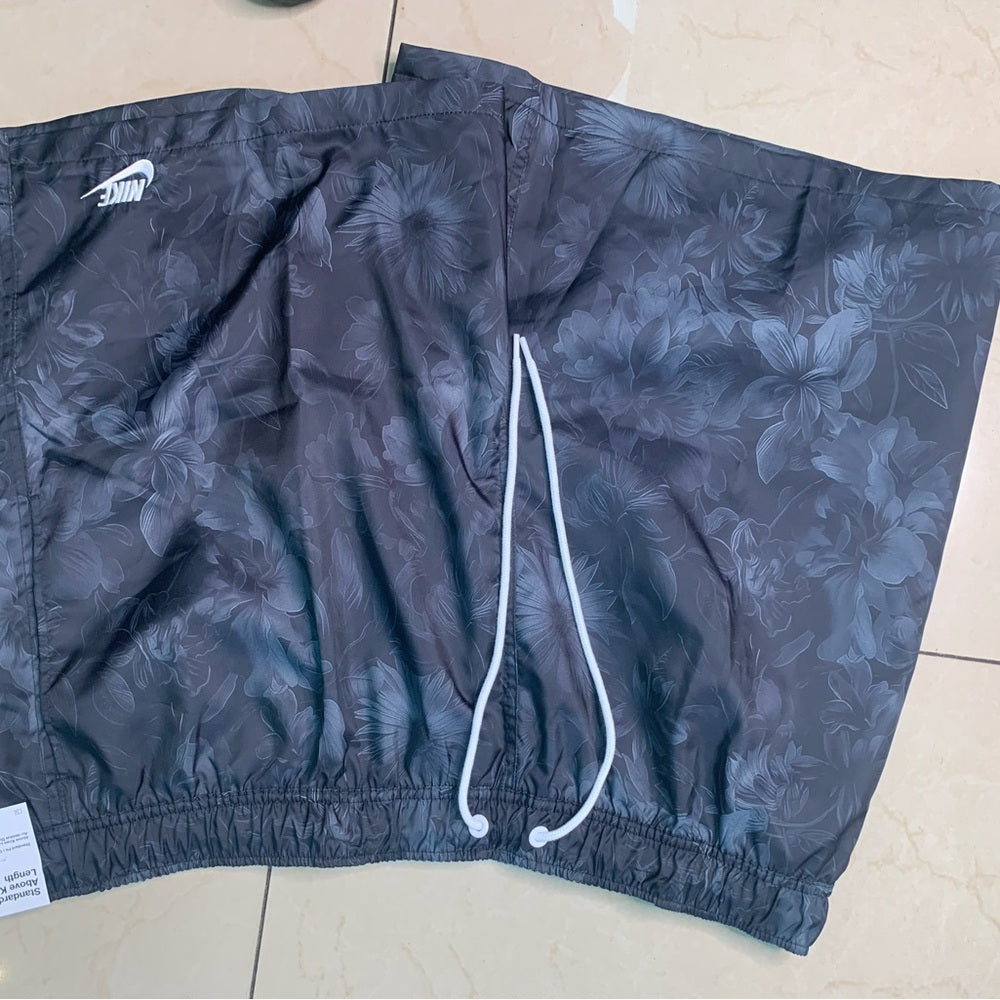 Sz various Nike Black Athletic Shorts Lightweight Performance