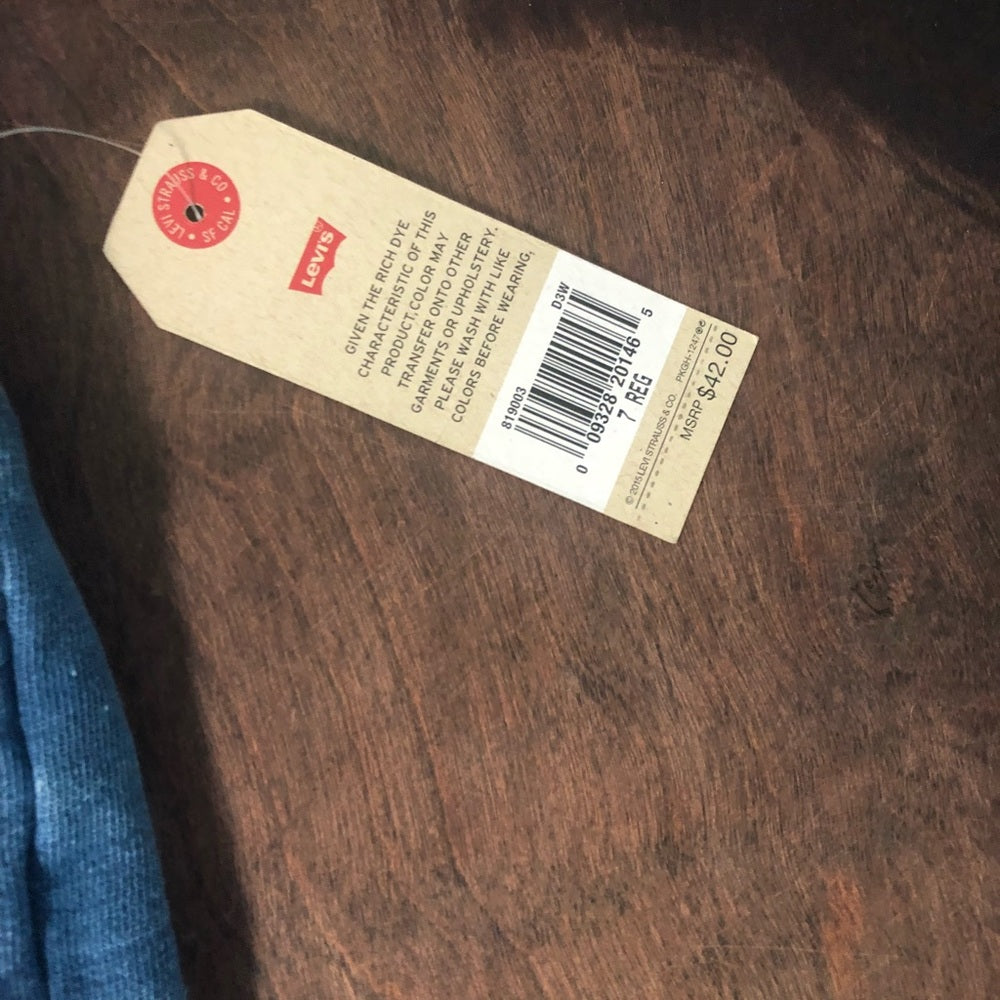 Levis Jogger sz 7 kids