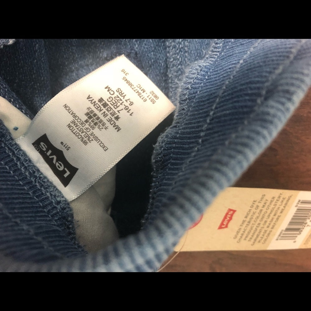 Levis Jogger sz 7 kids