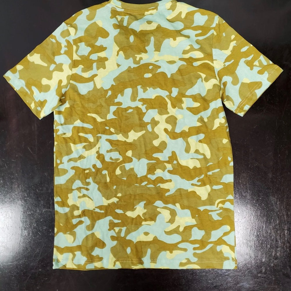 Self made Camo tee sz medium