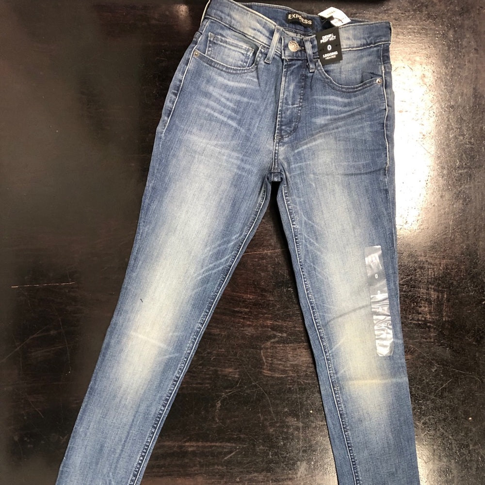 Express women’s jeans sz Various