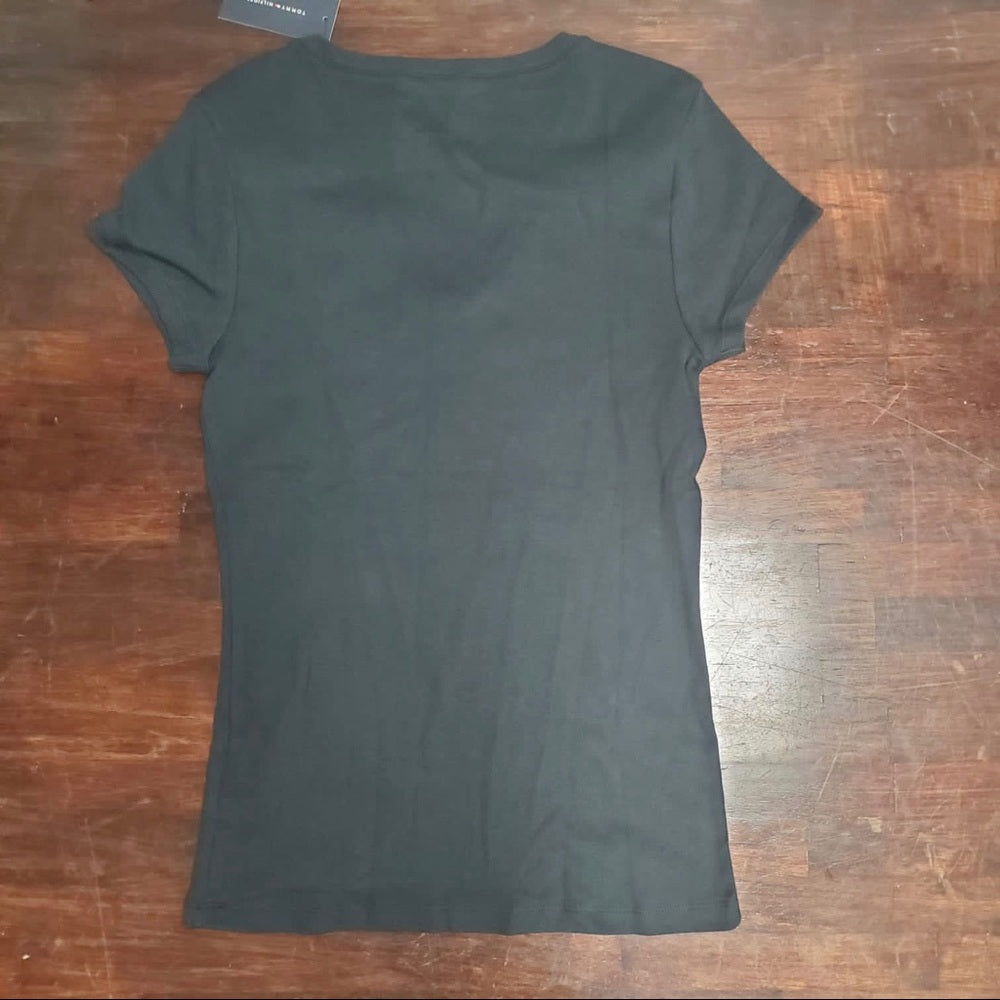 Women’s tommy v neck shirt sz Various