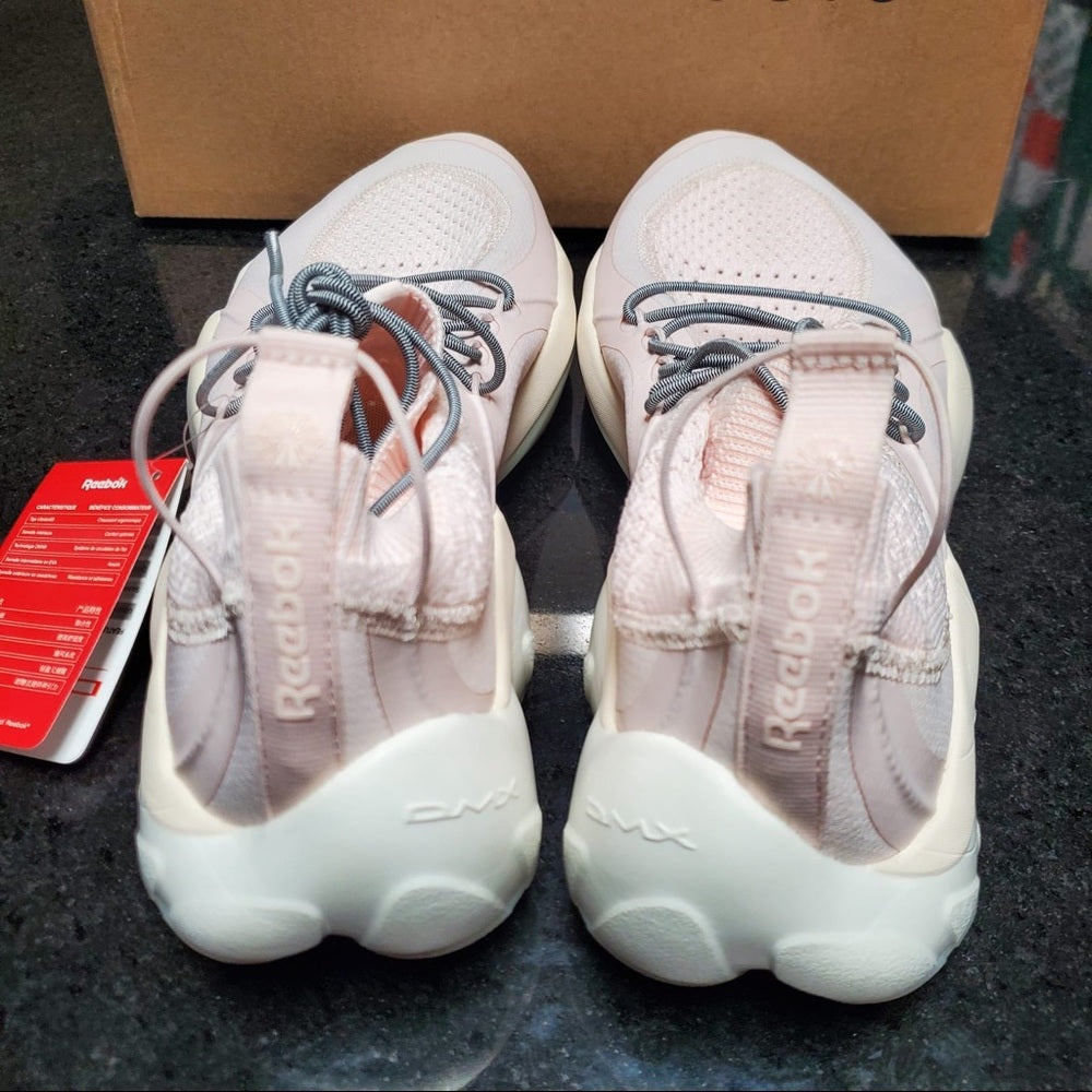 Dmx Fushion sz 10.5 Reebok