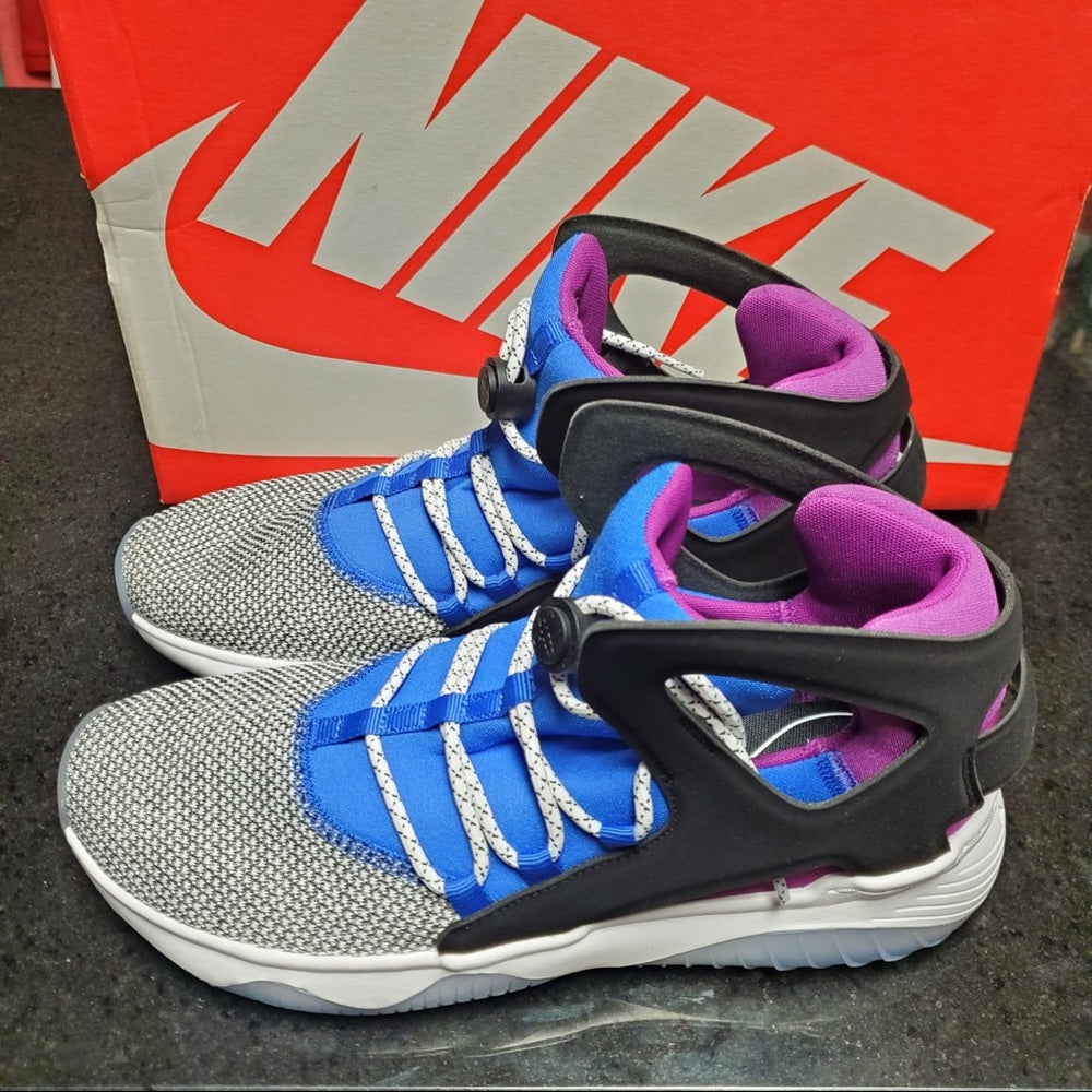 Nike Huarache fly sz Various