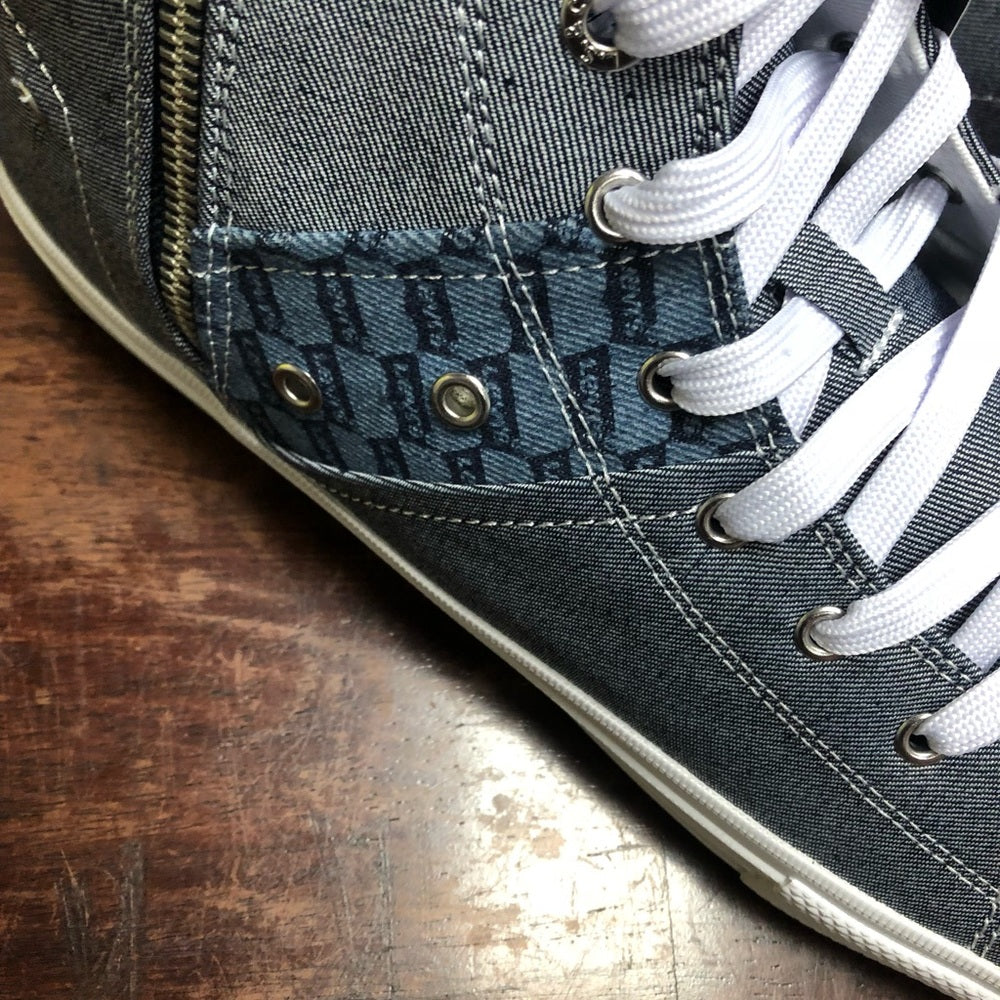 Sz 13 Levi shoes gray