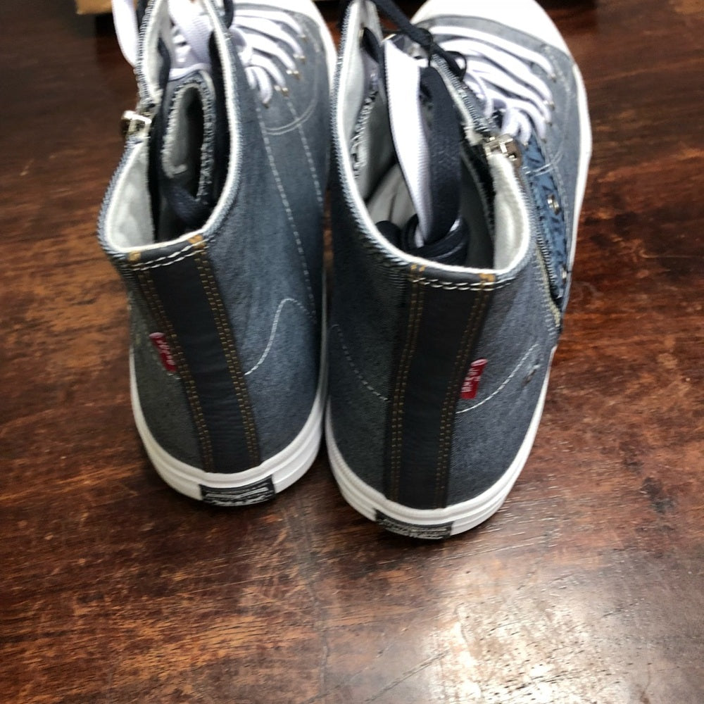 Sz 13 Levi shoes gray