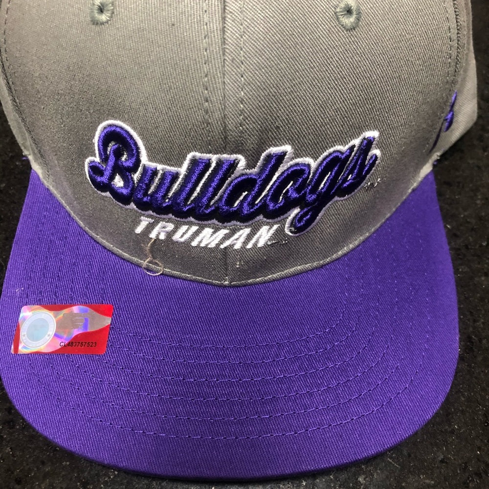 Bulldogs SnapBack one size fits all
