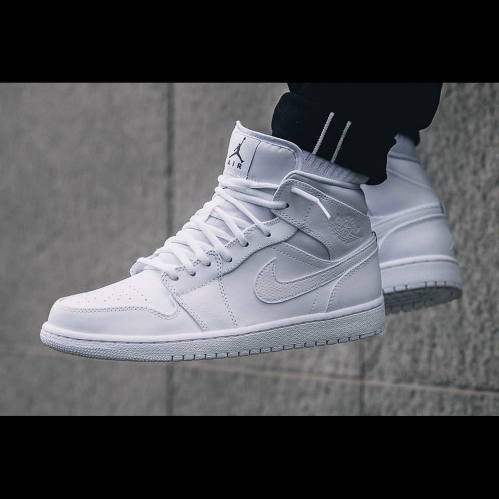 Sz Various Air Jordan 1s mids Nwb