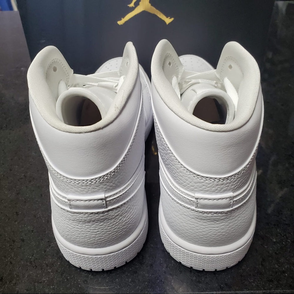 Sz Various Air Jordan 1s mids Nwb