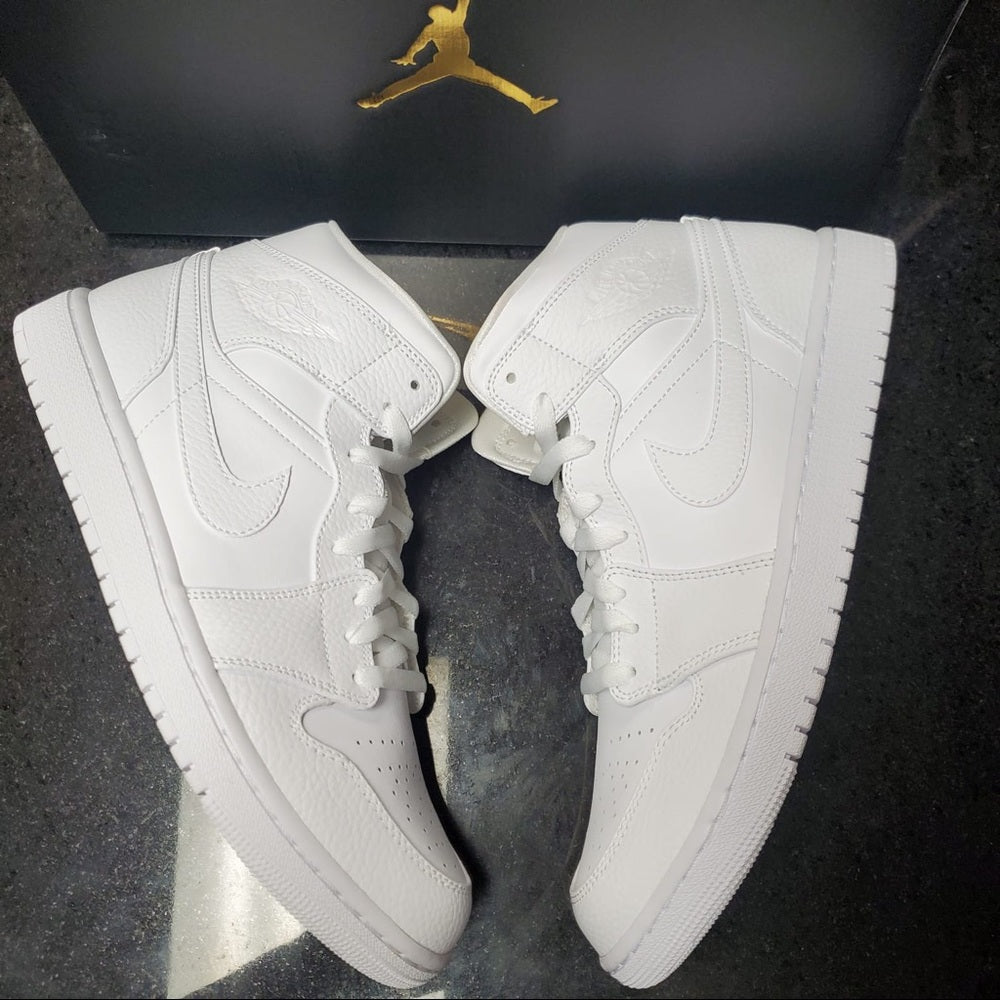 Sz Various Air Jordan 1s mids Nwb