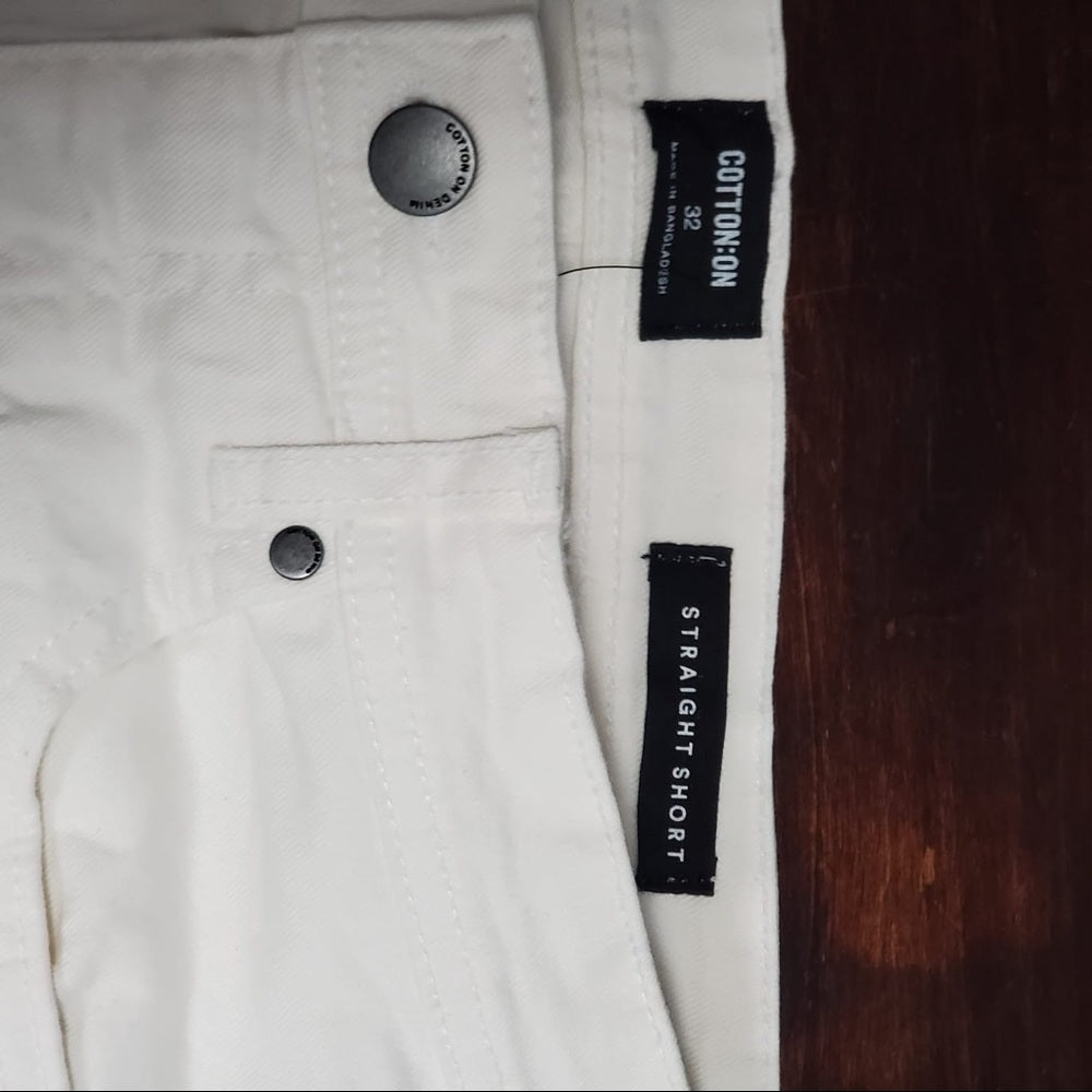 Sz Various cotton on white denim