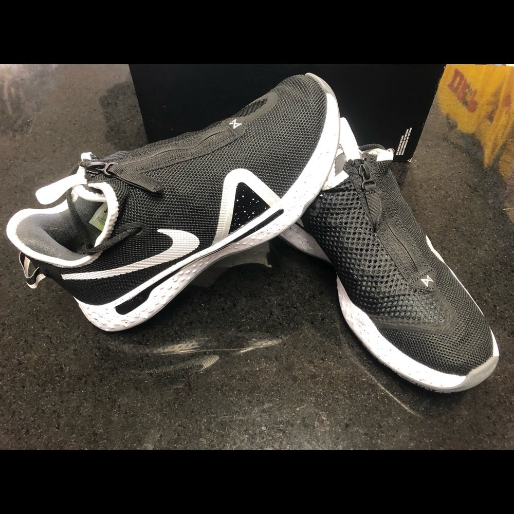 Pg4 Nike lows Sz 9.5