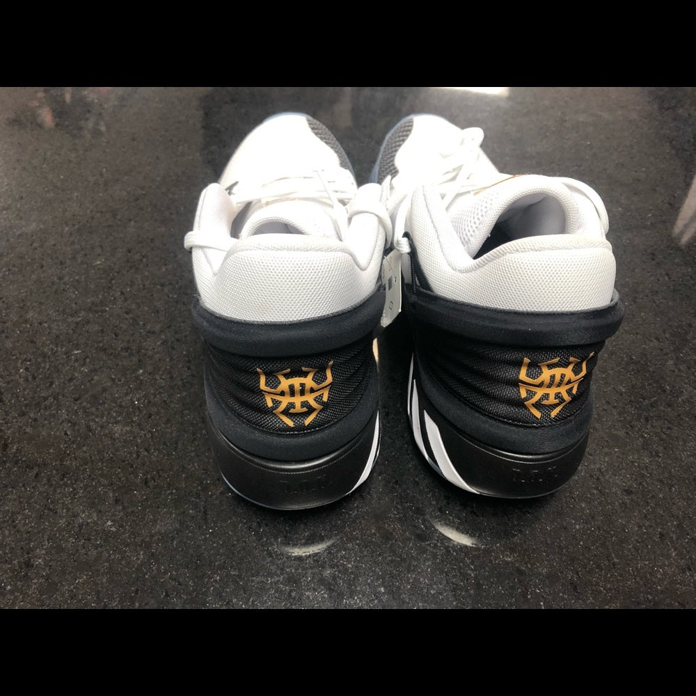 Don Mitchell Sz 9 white/Blk/gold