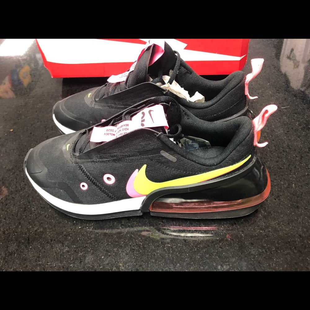 Nike Air Max sz 9 womens