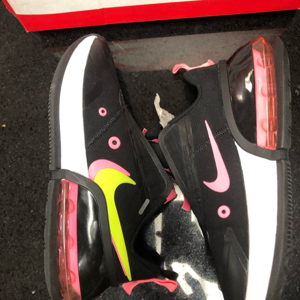 Nike Air Max sz 9 womens