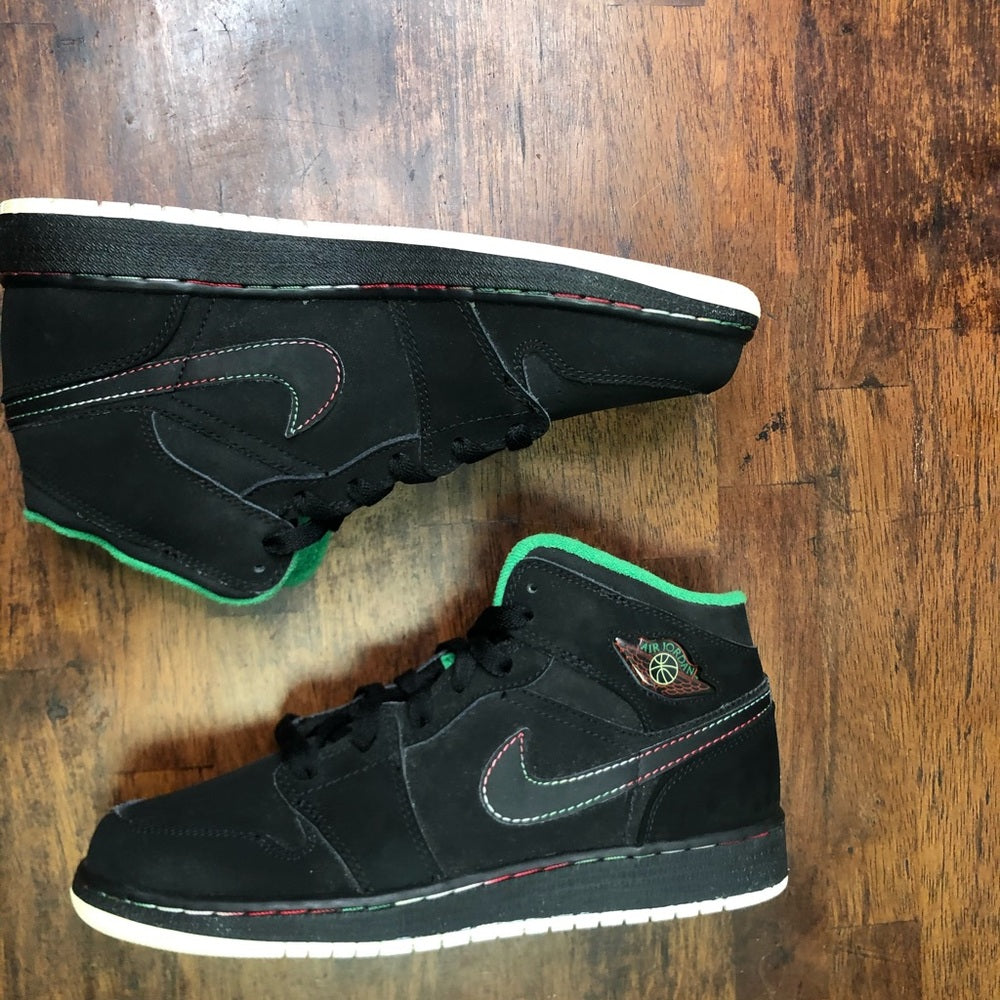 Jordan mids classic sz 6.5y