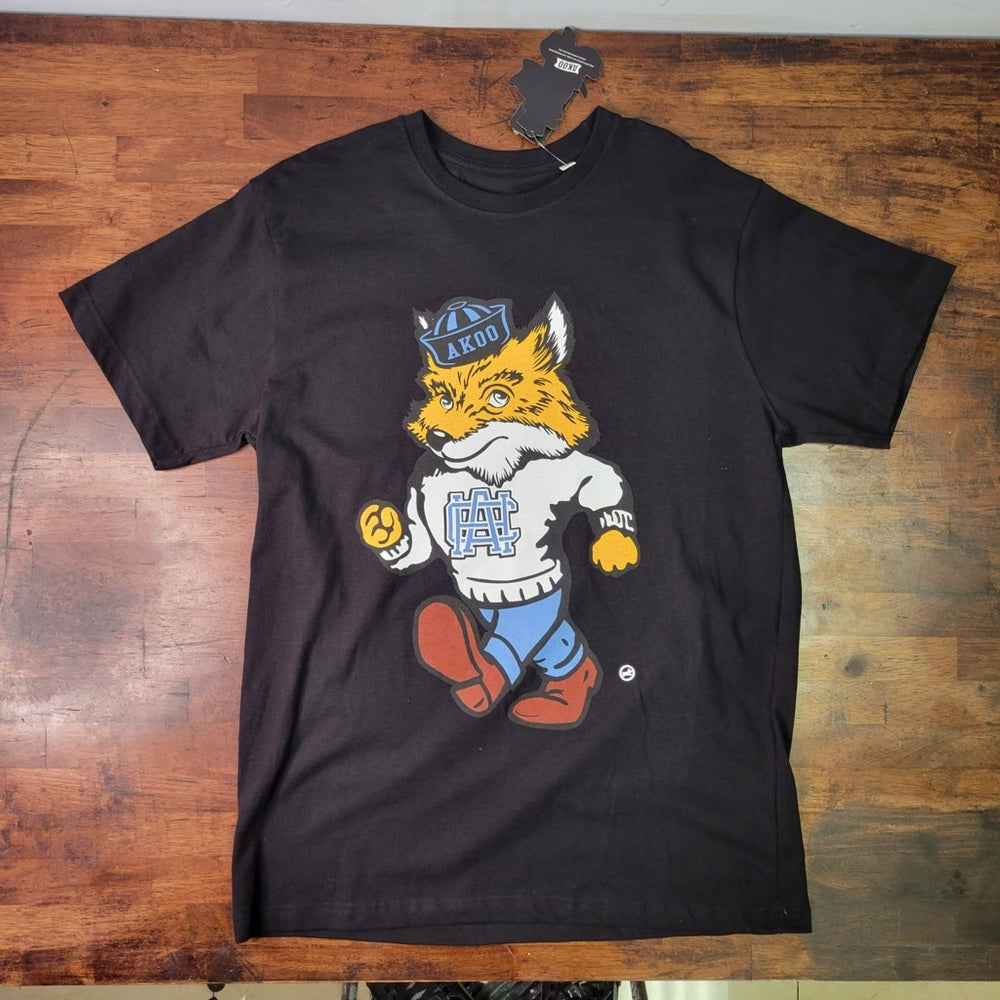 Akoo graphic tee sz Various