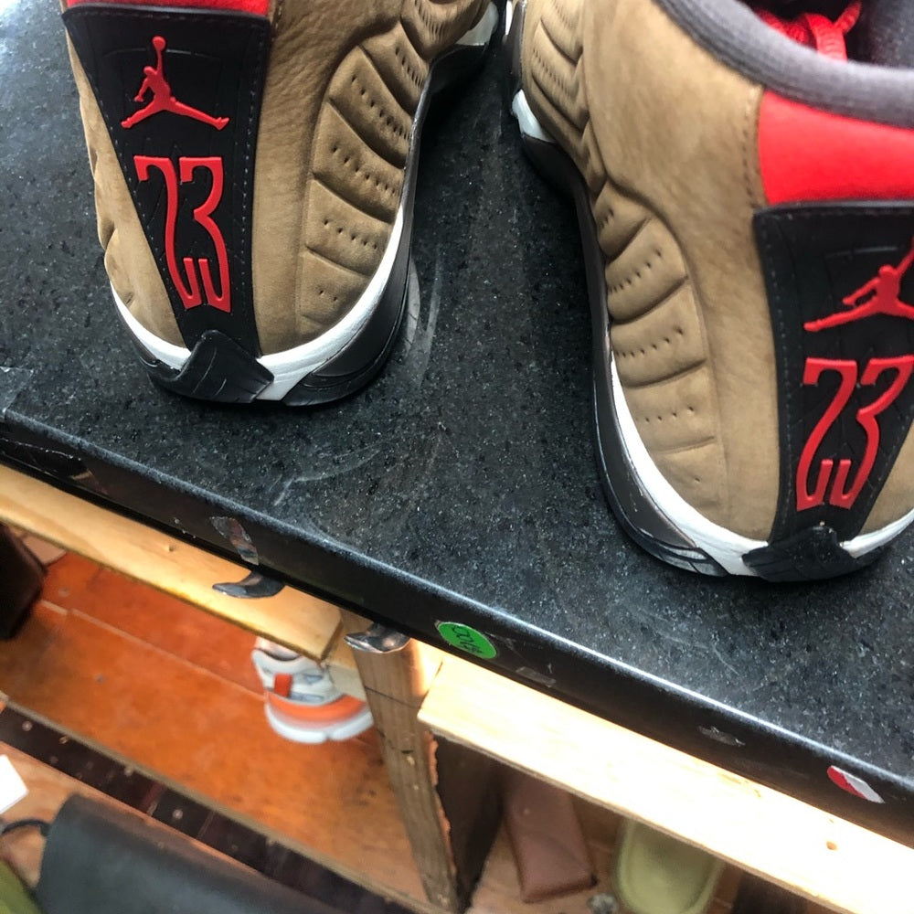 Sz VARIOUS AIR JORDAN RETRO 14s NWB