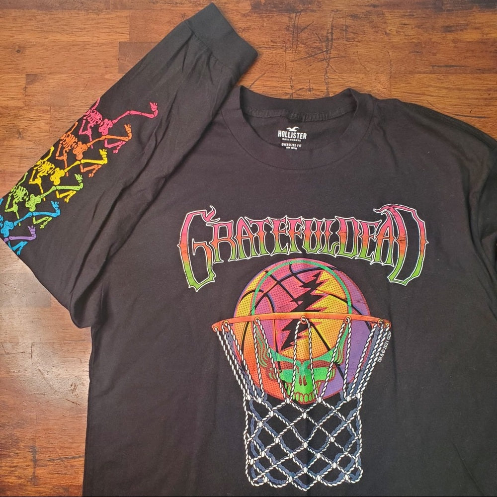 Hollister graphic longsleeve