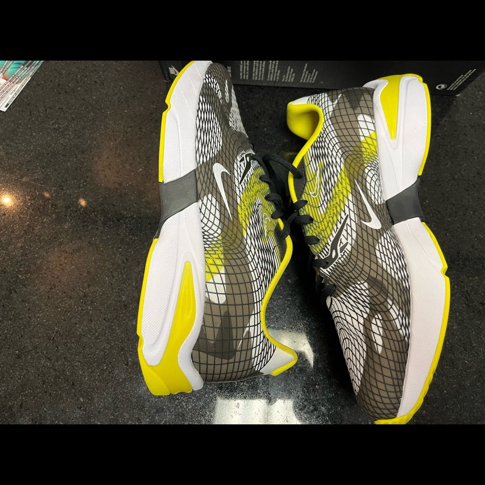 Nike Dmxsm Sz 11.5 black & yellow