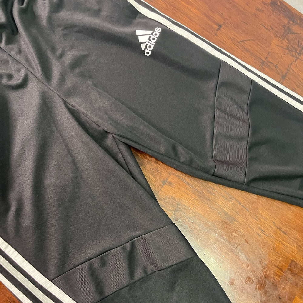 Adidas joggers Sz small tapered fit