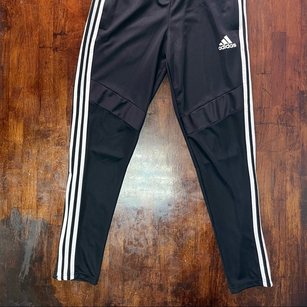Adidas joggers Sz small tapered fit