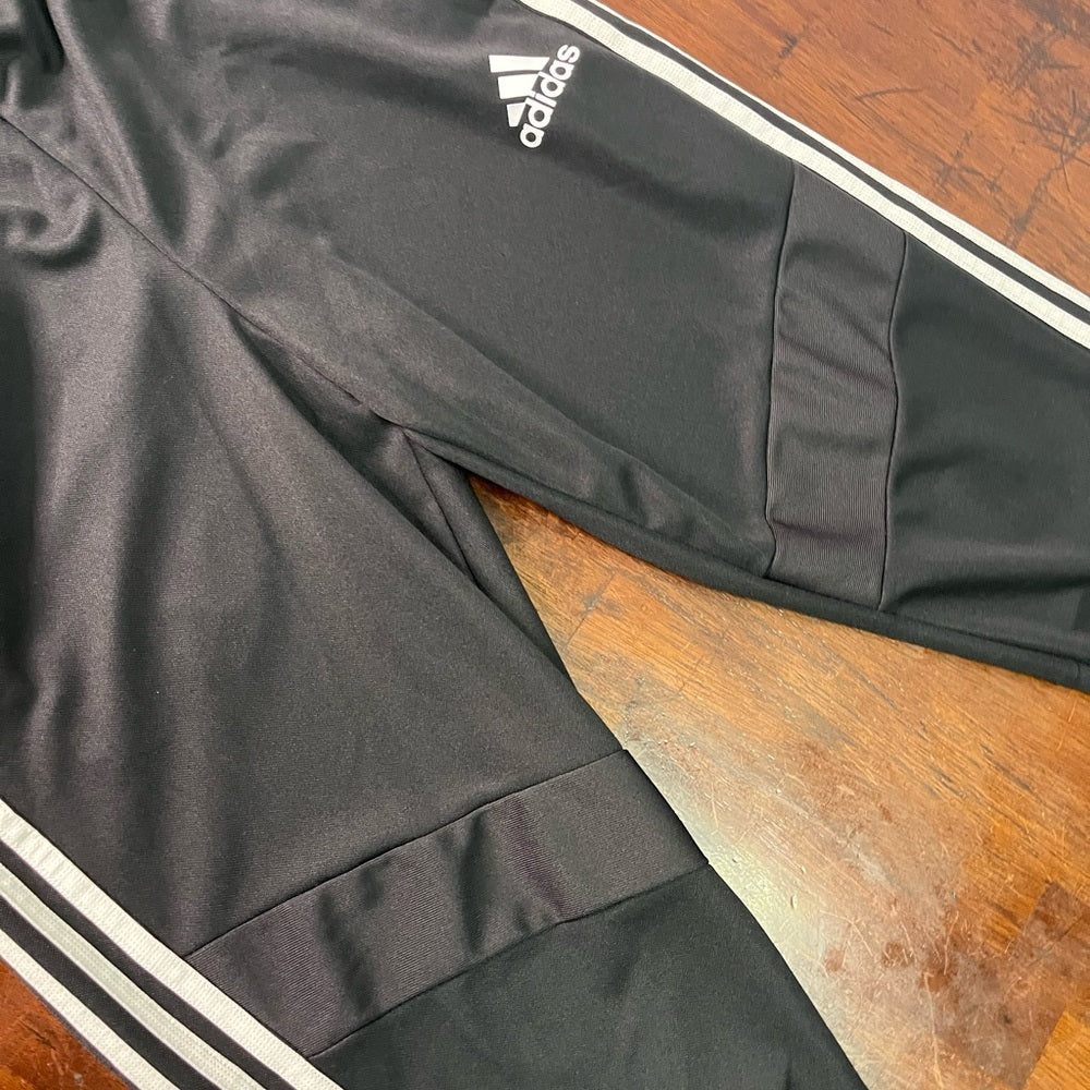 Adidas joggers Sz small tapered fit