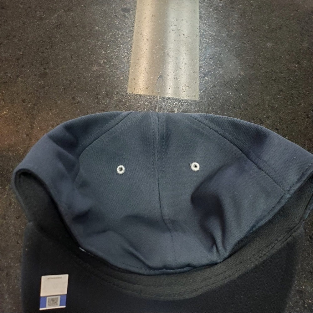 Sz 7 1/4 navy fitted cap